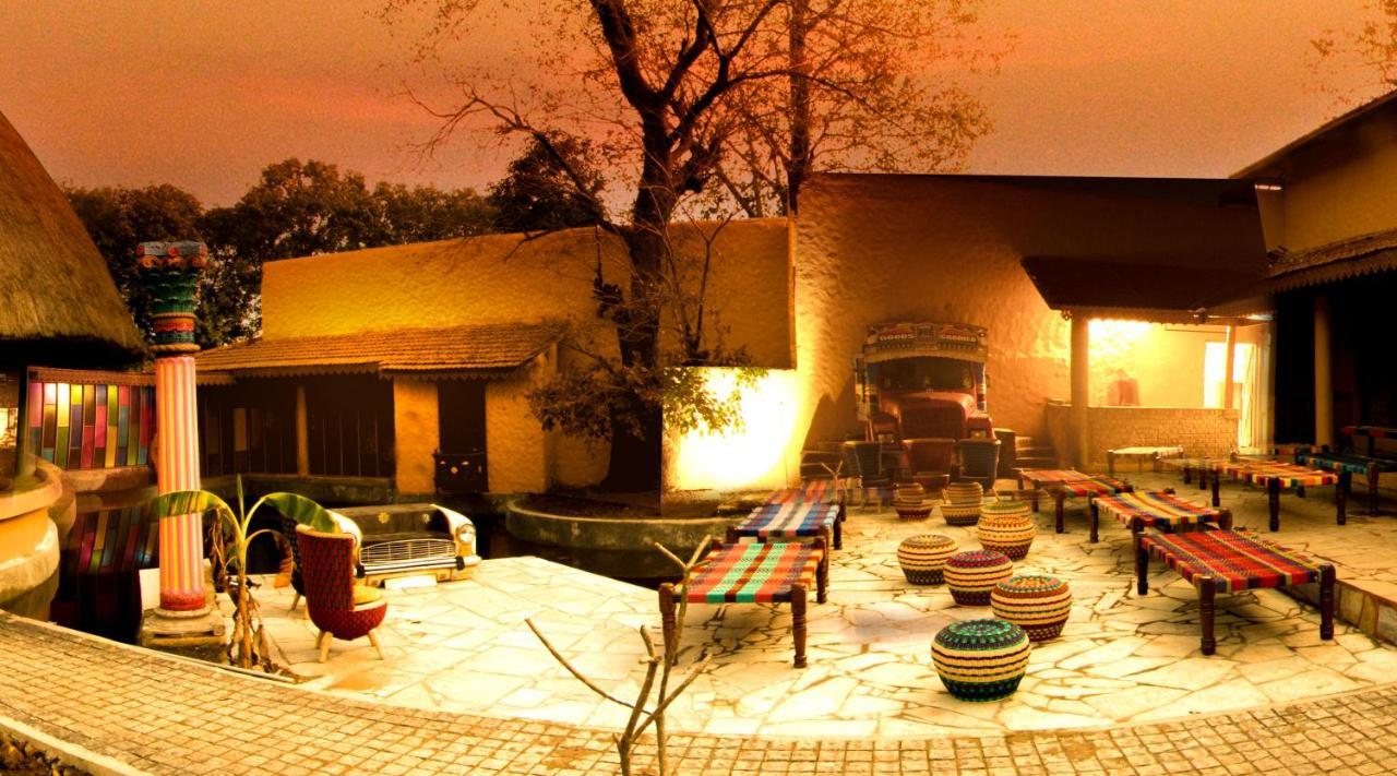 Serendipity Lakes And Resorts Tamia Екстериор снимка